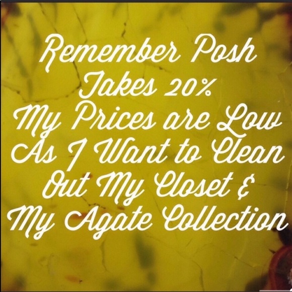 Turquoise Gemstone Beads & Quartz Stretch Bracelet - Handcrafted - Picture 7 of 9